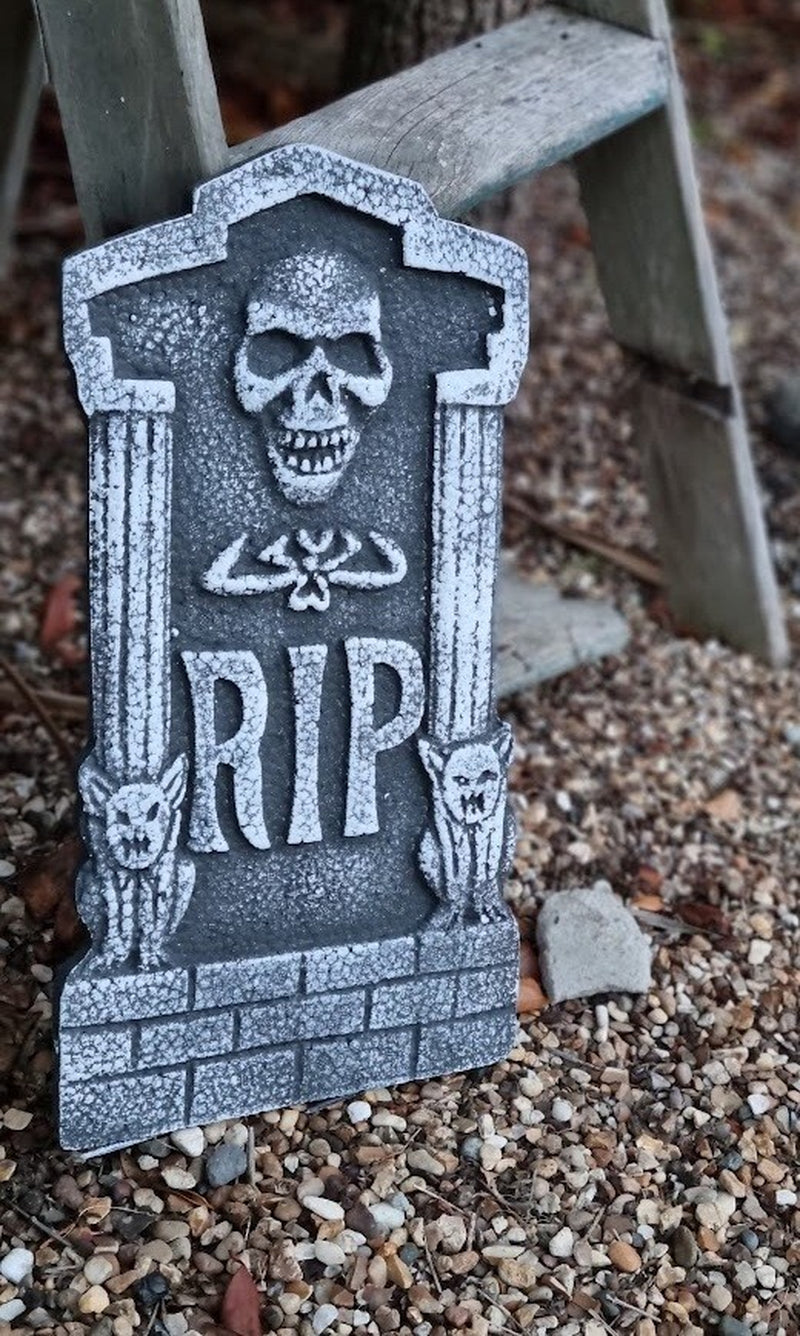 Transform Your Halloween with 4 Spooky 43Cm Tombstones – Perfect for Your Haunted Garden Display!