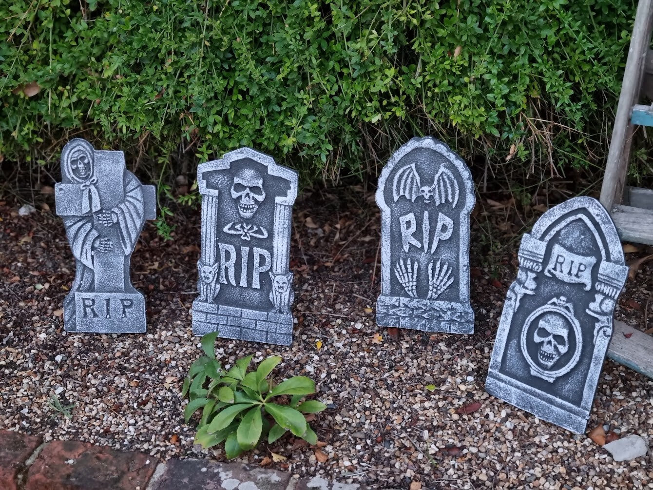 Transform Your Halloween with 4 Spooky 43Cm Tombstones – Perfect for Your Haunted Garden Display!